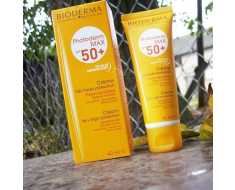 kem chống nắng Bioderma Photoderm Max SPF 50 40 ML