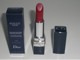 Son Dior 743 Zinnia Red Màu Đỏ Cherry