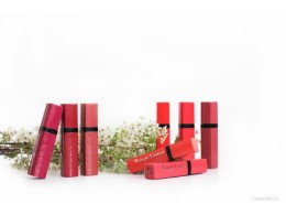 Son Bourjois Rouge Laque số 06 Framboiselle màu đỏ hồng