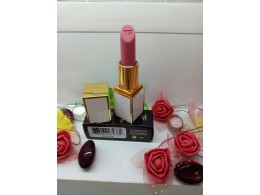 Son Tom Ford số 24 Greta màu hồng nhạt ánh ngọc trai
