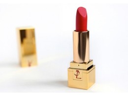Son YSL màu 01 Le Rouge màu đỏ 